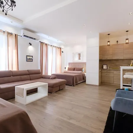 Central Belgrade Apartments 公寓 *